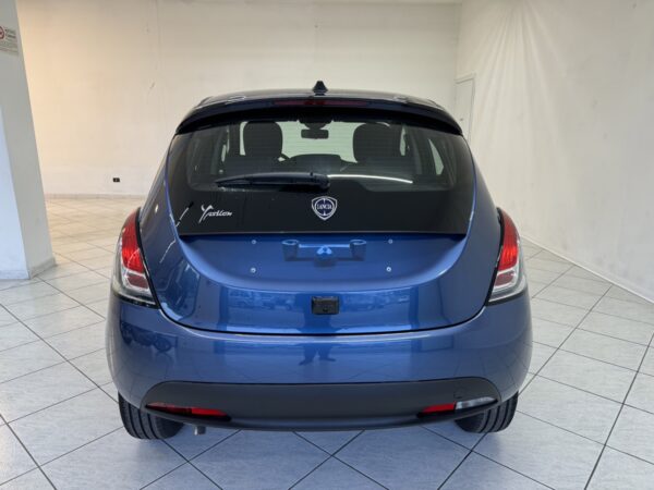 Lancia Ypsilon Gpl - immagine 16