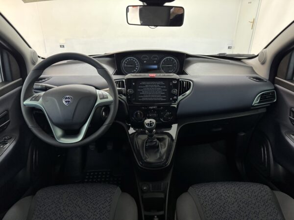 Lancia Ypsilon Gpl - immagine 8
