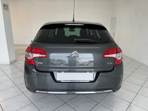 Citroen C4 - immagine 12