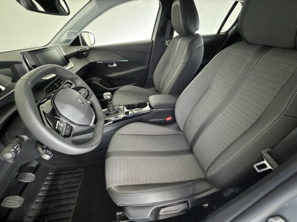 Peugeot 208 1.5 HDI - immagine 8