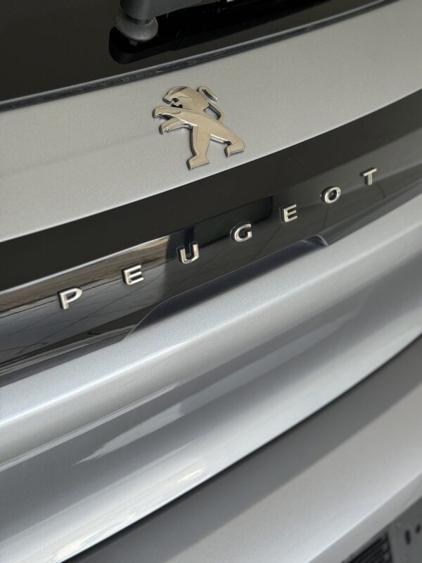 Peugeot 208 1.5 HDI - immagine 5
