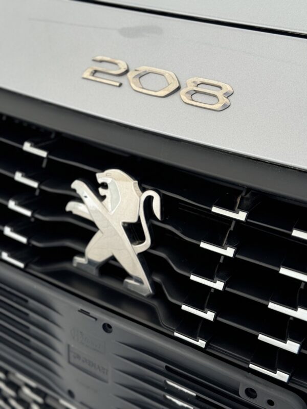 Peugeot 208 1.5 HDI - immagine 4