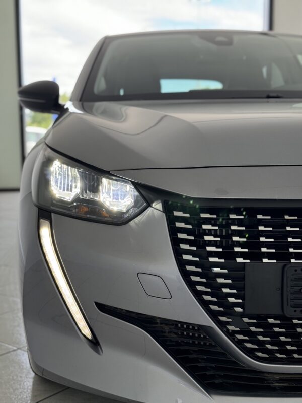 Peugeot 208 1.5 HDI - immagine 3