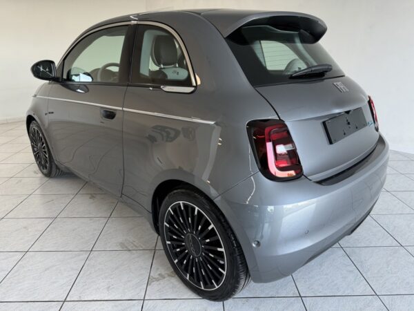 Fiat 500e - immagine 19