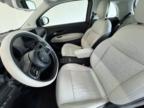 Fiat 500e - immagine 12