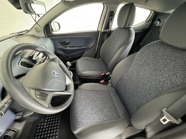 Lancia Ypsilon - immagine 11