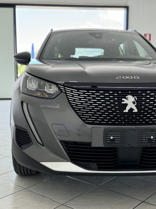 Peugeot 2008 - immagine 2